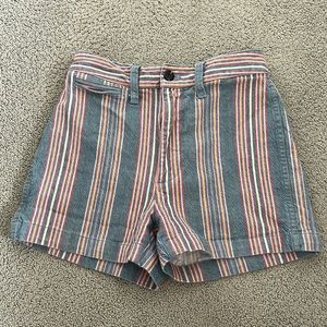 Stripped Madewell shorts. High waisted.